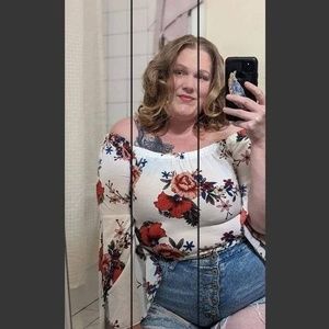 Meet your Posher, Krystal